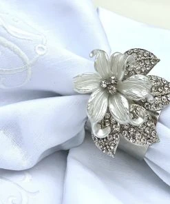 TRISH SCULLY Mother's Day Gift Guide FLEUR BLANCHE NAPKIN RING SET OF 2