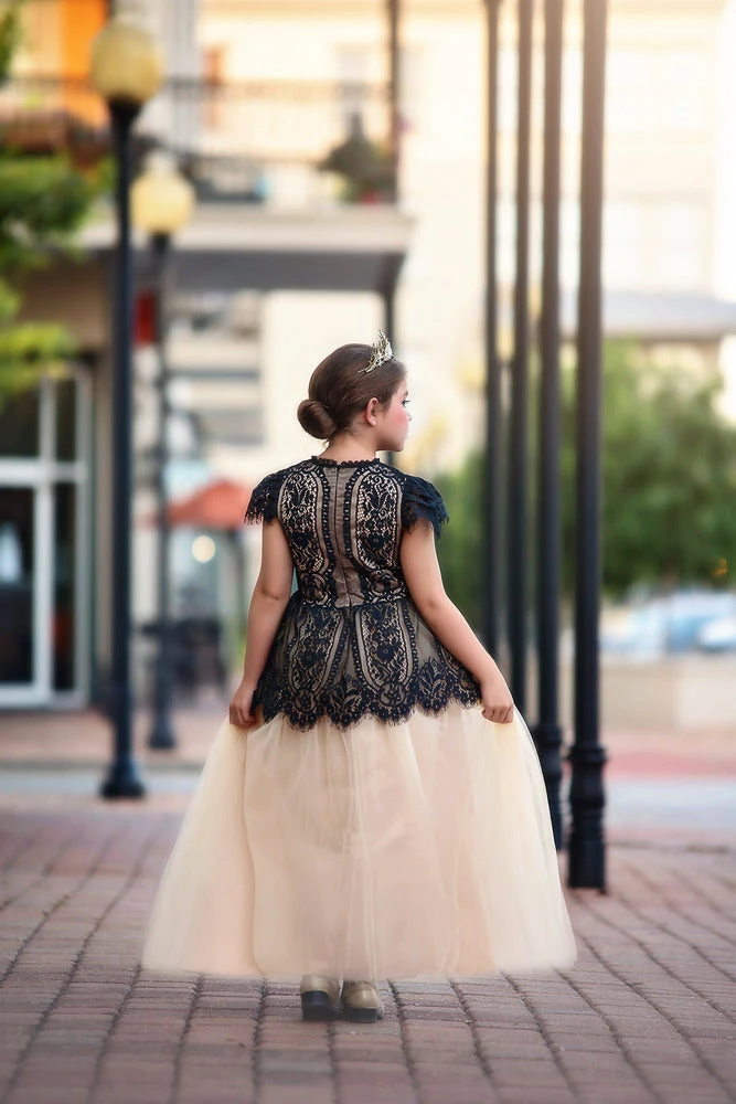 TRISH SCULLY HOME GIRLS GWENDOLYN GOWN BLACK/NATURAL