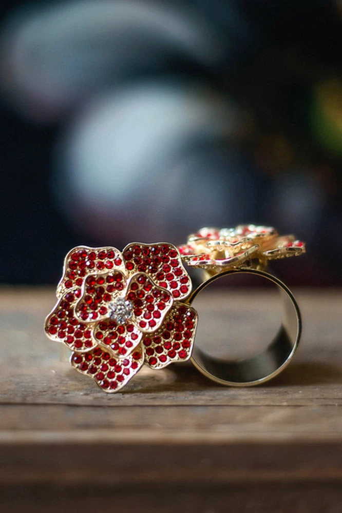 TRISH SCULLY ROSE ROUGE NAPKIN RING SET OF 2 HOME