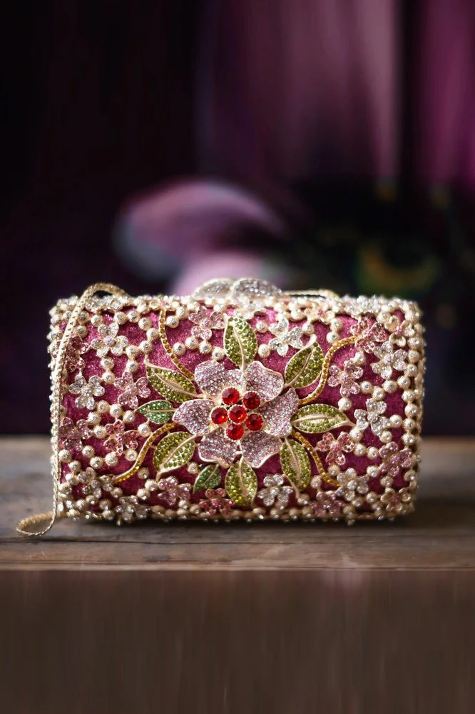 TRISH SCULLY LA ROSA BRILLANTE PAVE CLUTCH