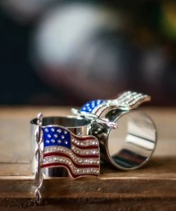 TRISH SCULLY AMERICAN FLAG NAPKIN RING SET OF 2 HOME