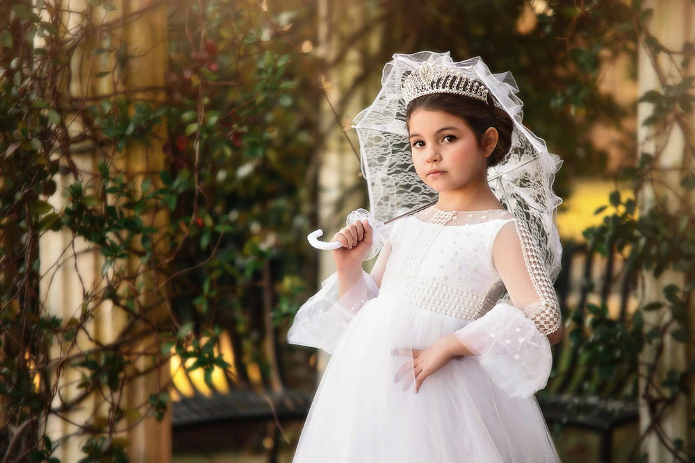 TRISH SCULLY HOME PIPER LACE PARASOL WHITE Accessories