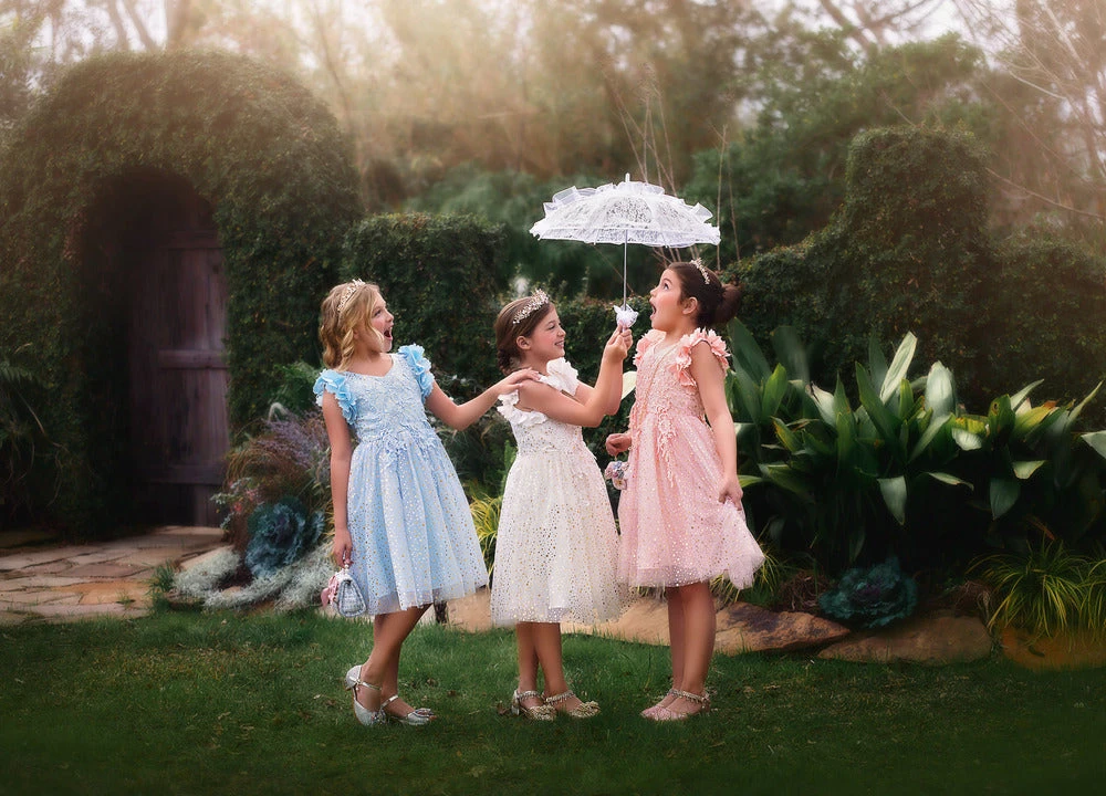 TRISH SCULLY HOME PIPER LACE PARASOL WHITE Accessories