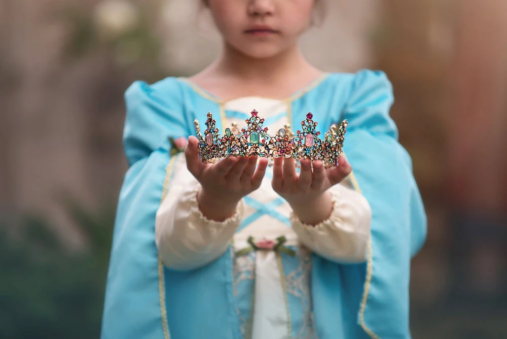 TRISH SCULLY MISTRAL CROWN