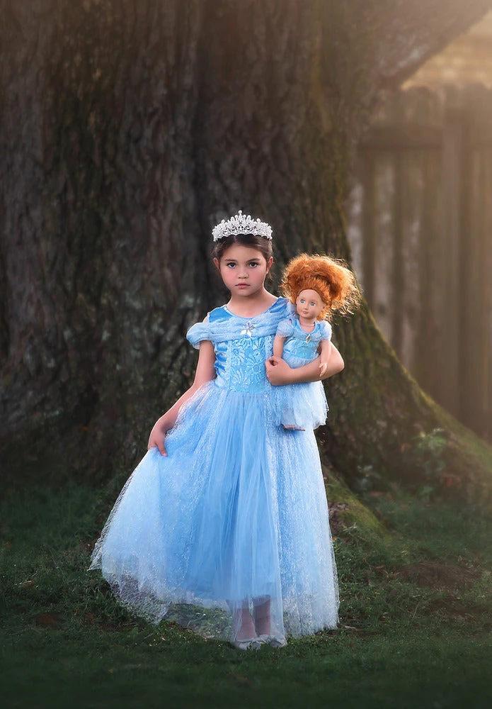 TRISH SCULLY QUEEN OF THE KINGDOM DOLL DRESS Doll Dress-Up