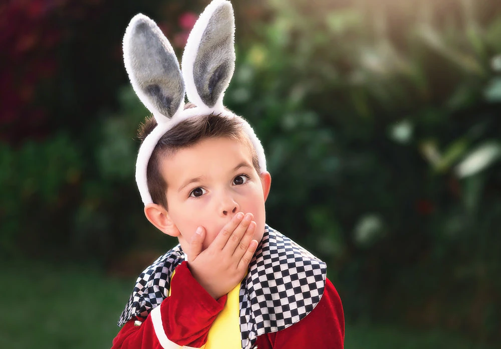 TRISH SCULLY WHITE RABBIT 4PC. COSTUME