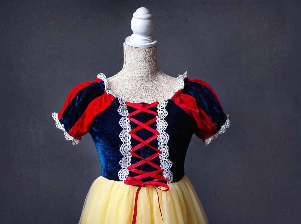 TRISH SCULLY PRINCESS KATE GOWN FOR WOMEN