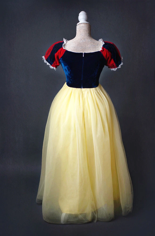 TRISH SCULLY PRINCESS KATE GOWN FOR WOMEN