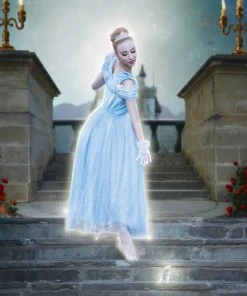 TRISH SCULLY QUEEN OF THE KINGDOM GOWN FOR WOMEN