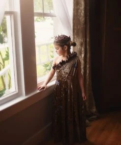 TRISH SCULLY HOME HER ROYAL MAJESTY CROWN Accessories