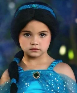 TRISH SCULLY BRUNETTE WIG