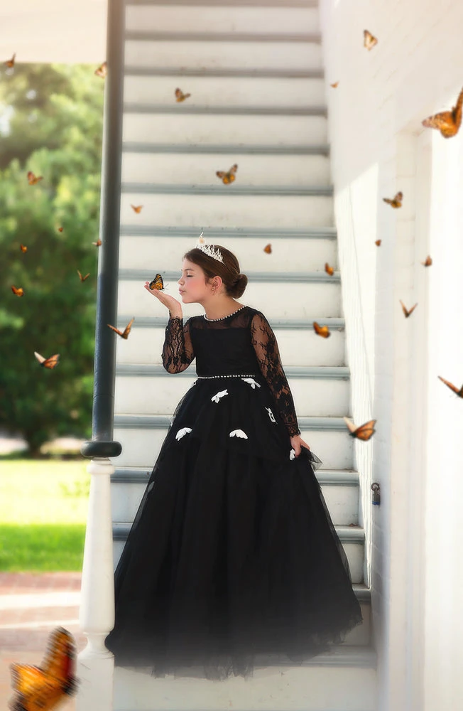 TRISH SCULLY HOME MARIPOSA GOWN BLACK & WHITE GIRLS