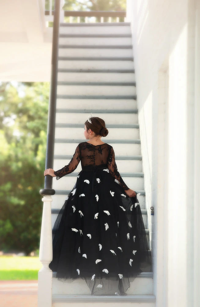 TRISH SCULLY HOME MARIPOSA GOWN BLACK & WHITE GIRLS