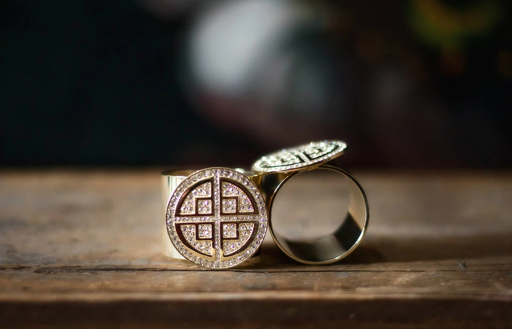 TRISH SCULLY SIGNATURE NAPKIN RING SET OF 2