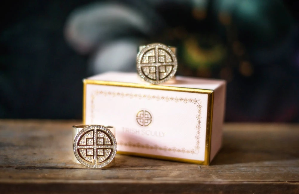 TRISH SCULLY SIGNATURE NAPKIN RING SET OF 2