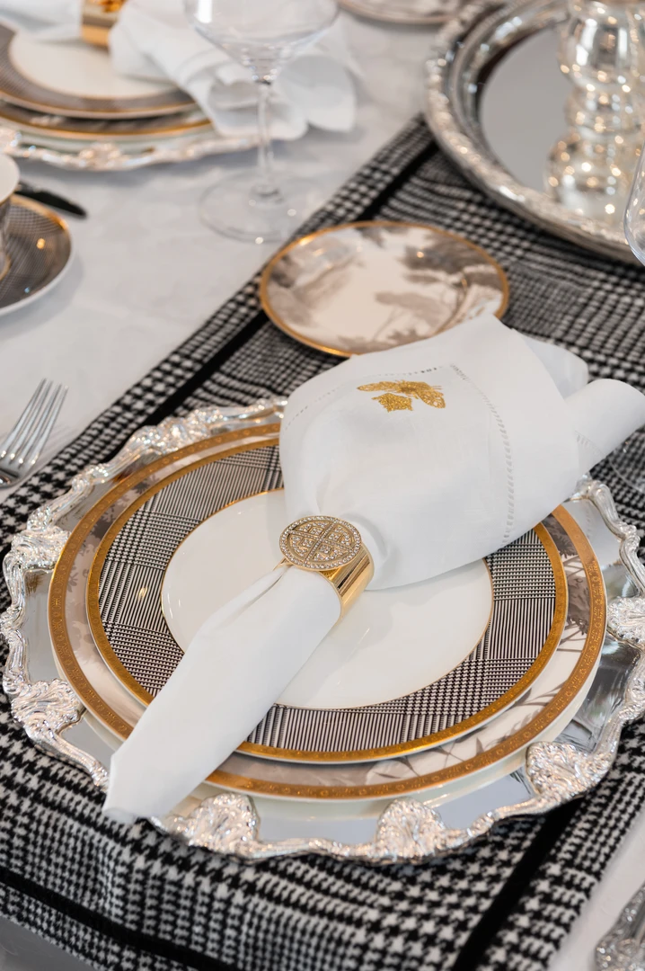 TRISH SCULLY SILVER PLATED ST. JAMES CHARGER PLATE HOME