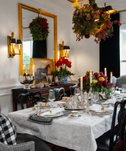 TRISH SCULLY HOME MILANO WHITE JACQUARD TABLE CLOTH 116