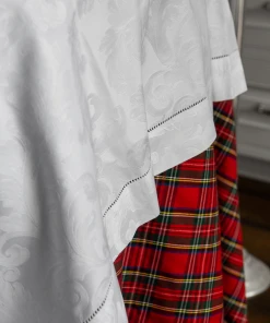TRISH SCULLY MILANO WHITE JACQUARD TABLE CLOTH 56" SQUARE
