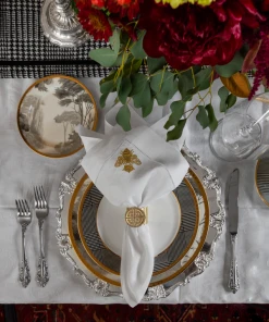 TRISH SCULLY HOME ITALIAN LINEN BEE EMBROIDERED NAPKIN SET OF 4