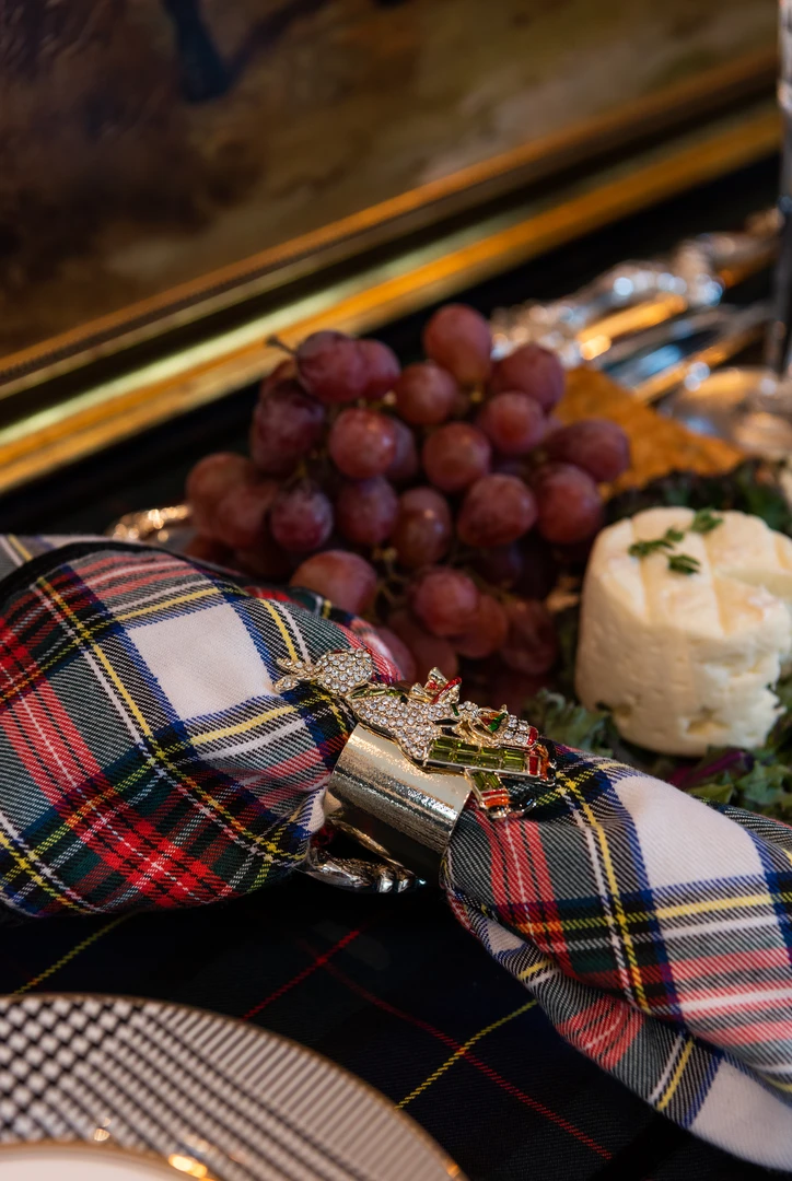 TRISH SCULLY STEWART TARTAN NAPKIN SET OF 4
