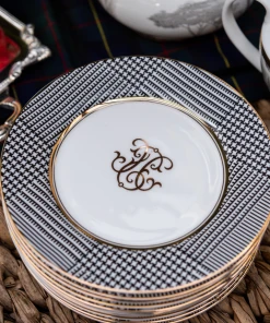 TRISH SCULLY HOME GLEN PLAID APPETIZER PLATES-4PC. SET