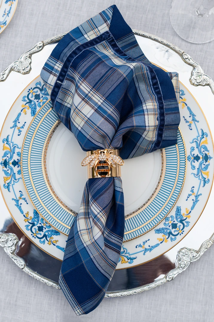 TRISH SCULLY HOME WHITEHALL NAPKIN SET OF 4