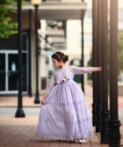 TRISH SCULLY HOME BELLA RAFAELA GOWN LAVENDER